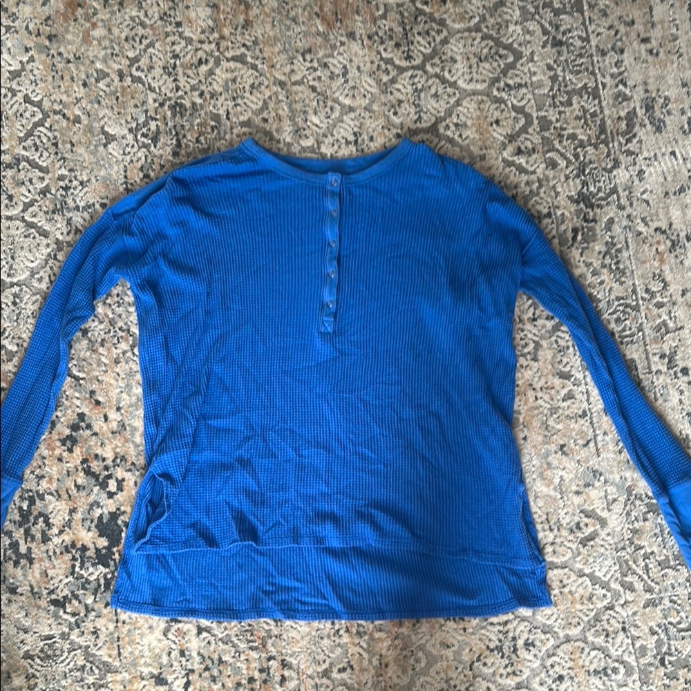 Arie/Offline sweater